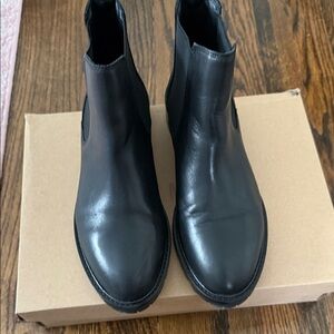 Steve Madden Black Leather Leopold Boots